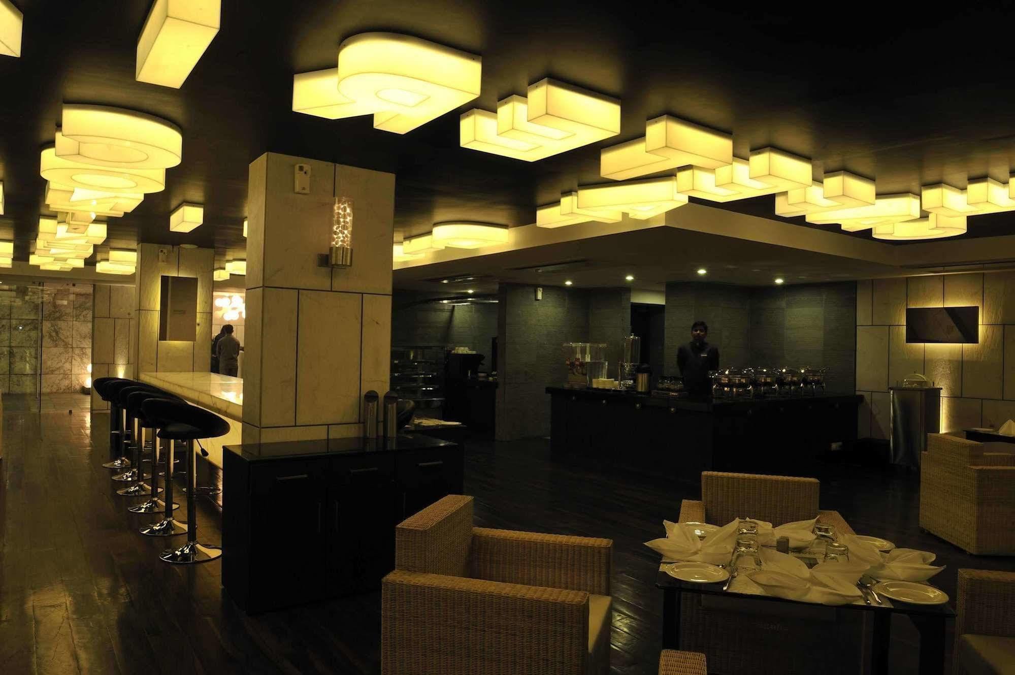 Hotel El Dorado Ahmedabad Exterior photo
